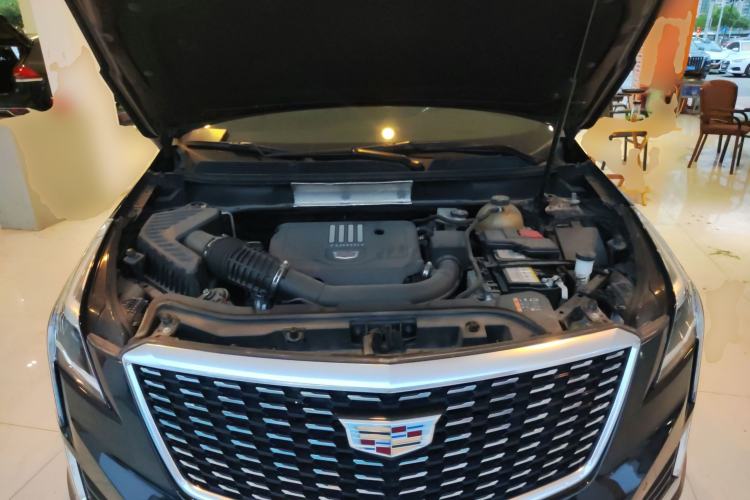 Used Cadillac XT5 2020 28T Luxury Version Engine Bay