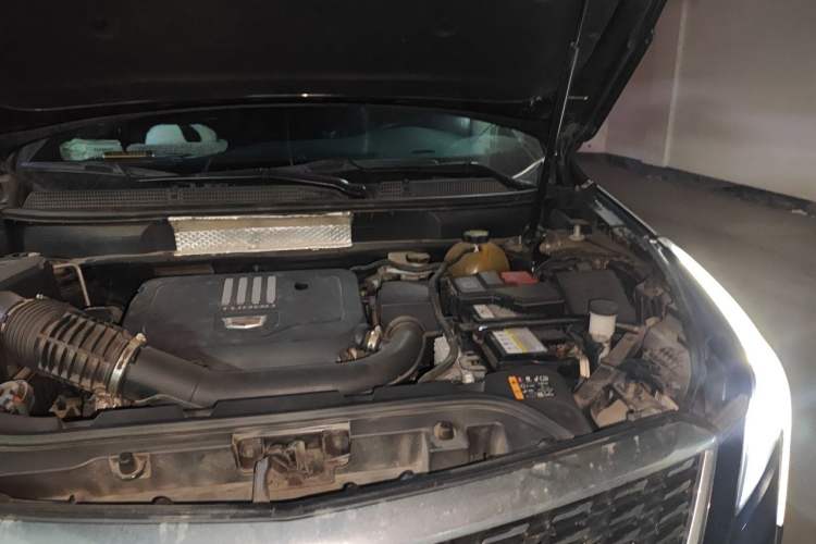 Used Cadillac XT5 2020 28T Four-Wheel Drive Luxury Version Engine Bay Left