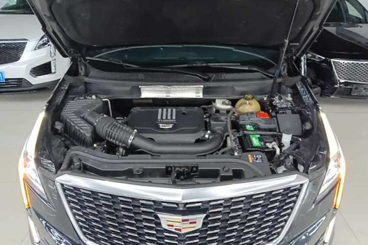 Used Cadillac XT5 2020 Revised Version 28T Luxury Edition Engine Bay