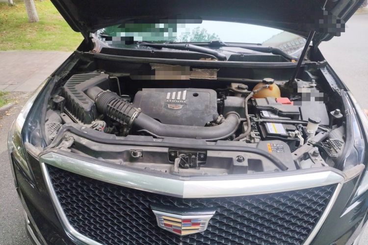 Used Cadillac XT5 2020 28T Luxury Version Engine Bay