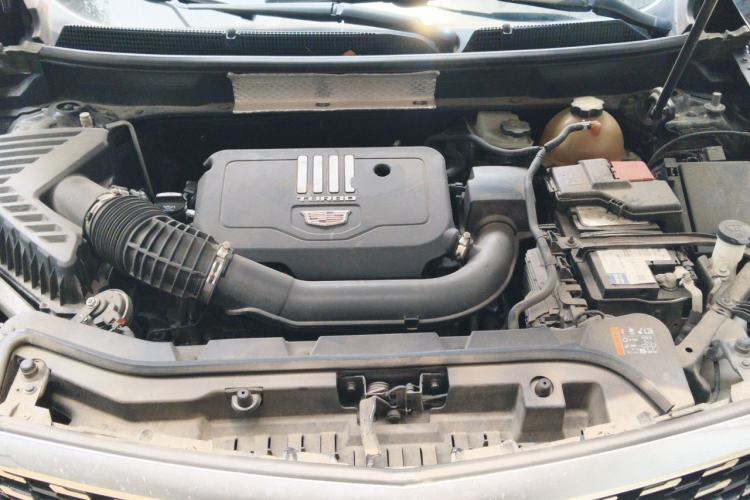 Used Cadillac XT5 2020 Revised Version 28T Luxury Edition Engine Bay