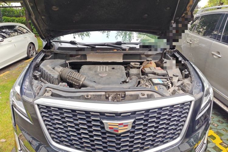 Used Cadillac XT5 2020 28T Luxury Version Engine Bay