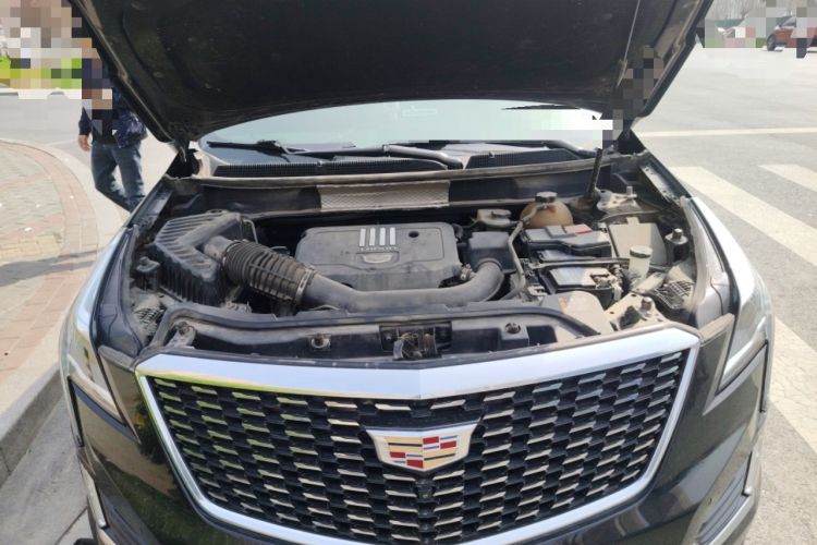 Used Cadillac XT5 2020 28T Luxury Version Engine Bay