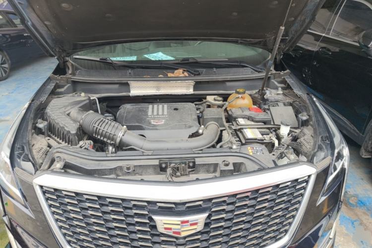Used Cadillac XT5 2020 28T Luxury Version Engine Bay