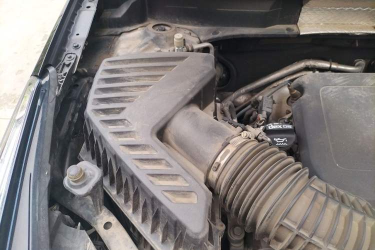 Used Cadillac XT5 2020 Revised Version 28T Luxury Edition Engine Bay Right