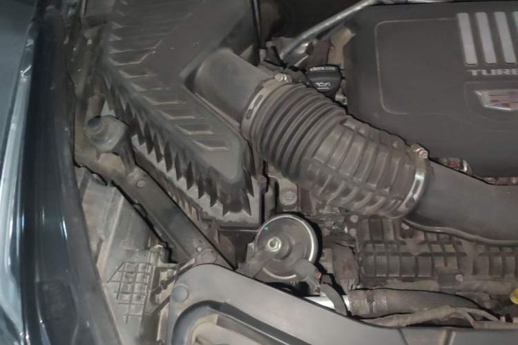 Used Cadillac XT5 2020 Revised Version 28T Four-Wheel Drive Luxury Edition Engine Bay Right