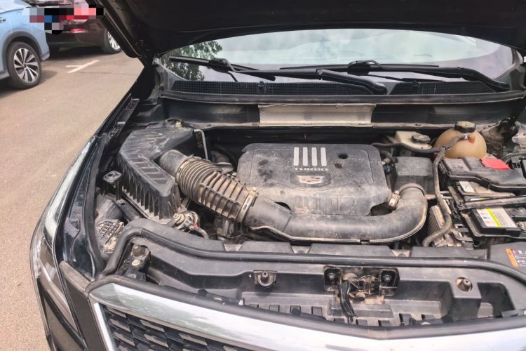 Used Cadillac XT5 2020 28T Tech Edition Engine Bay Right