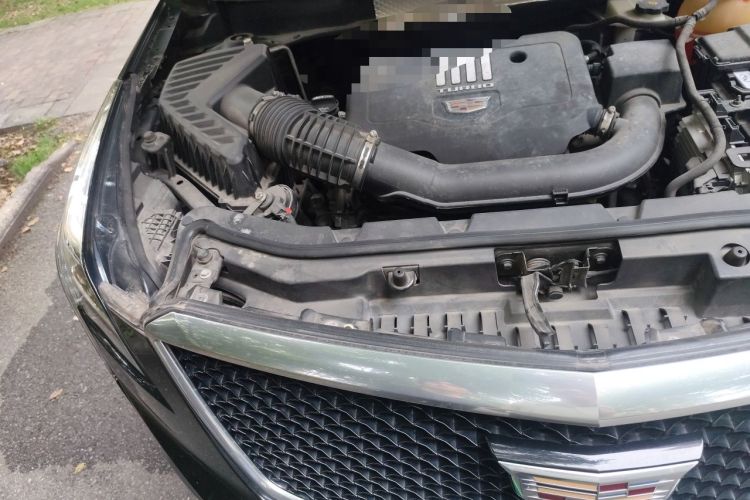 Used Cadillac XT5 2020 28T Luxury Version Engine Bay Right
