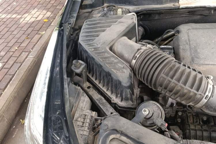 Used Cadillac XT5 2020 28T Luxury Version Engine Bay Right