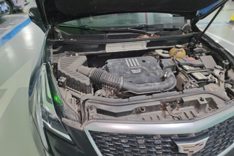Used Cadillac XT5 2020 Revised Version 28T Luxury Edition Engine Bay Right
