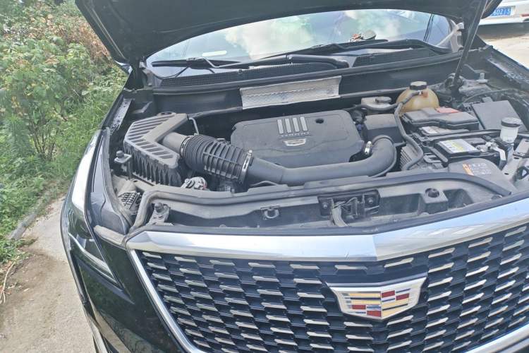 Used Cadillac XT5 2020 Revised Version 28T Luxury Edition Engine Bay Right