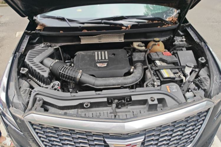 Used Cadillac XT5 2020 Revised Version 28T Luxury Edition Engine Bay