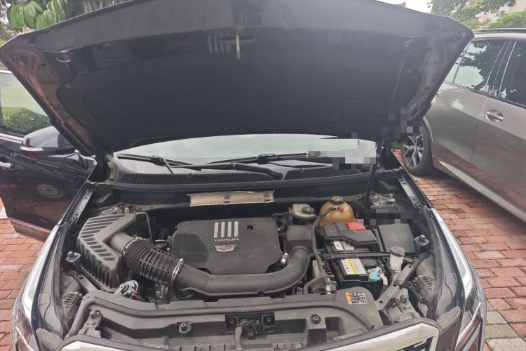 Used Cadillac XT5 2020 Revised Version 28T Luxury Edition Engine Bay