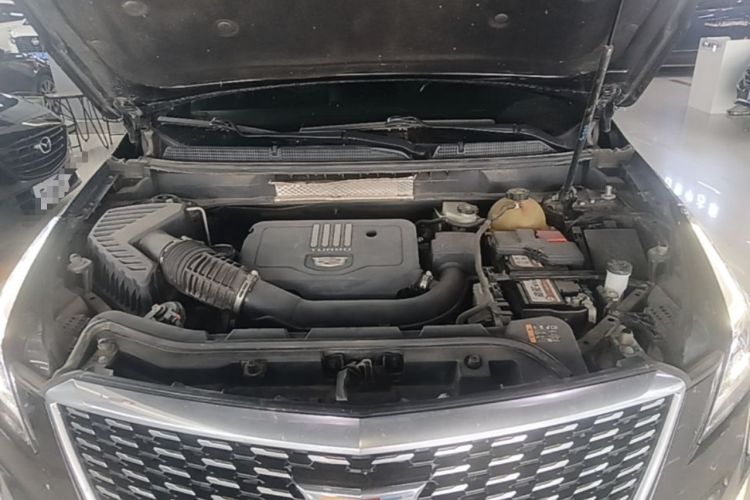 Used Cadillac XT5 2020 28T Four-Wheel Drive Tech Version Engine Bay