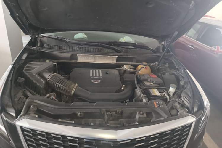 Used Cadillac XT5 2020 Revised Version 28T Luxury Edition Engine Bay