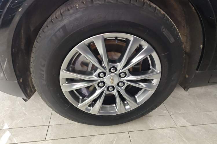 Used Cadillac XT5 2020 28T Luxury Version Exterior 1