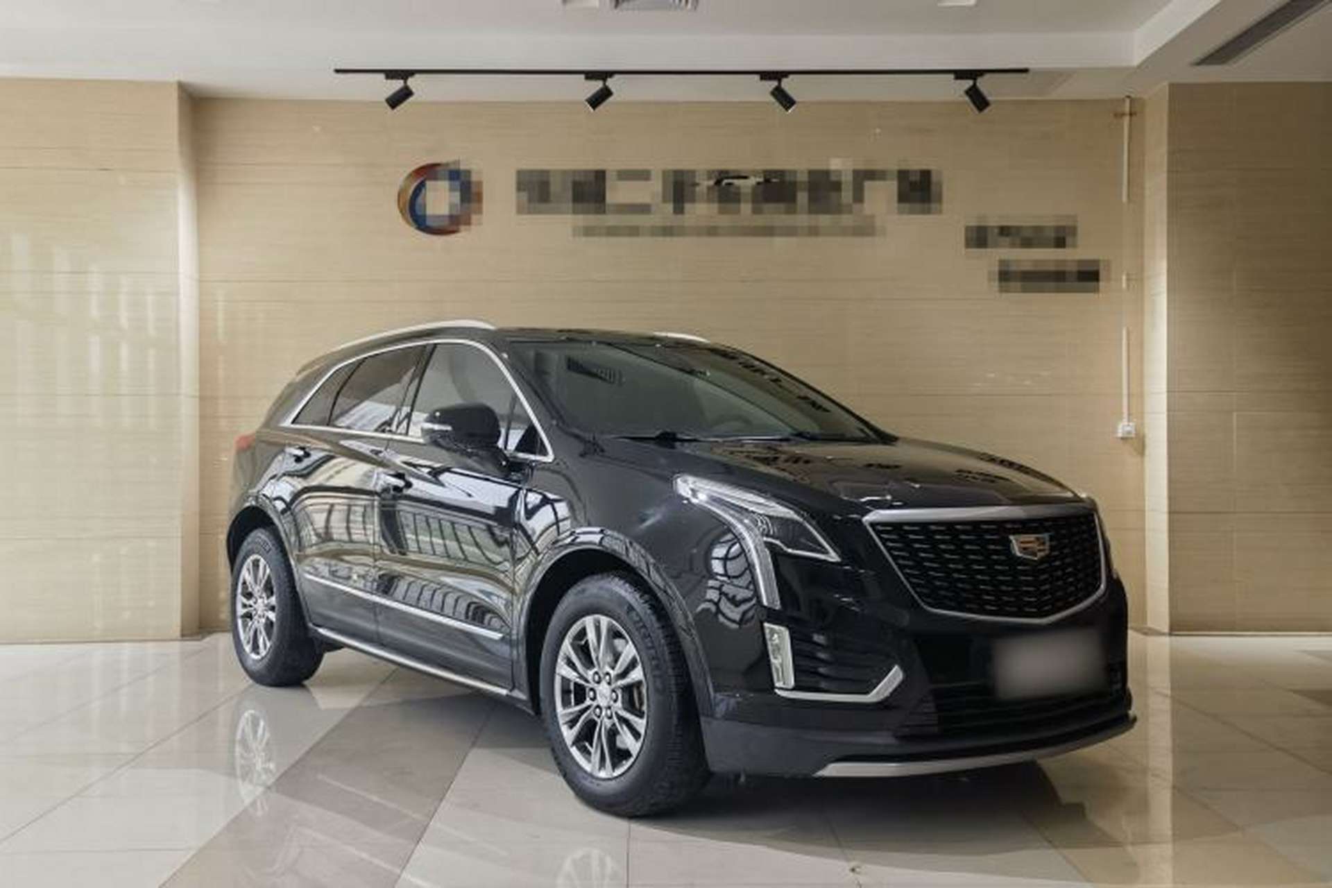 Used Cadillac XT5 2020 28T Four-Wheel Drive Luxury Version Exterior 2