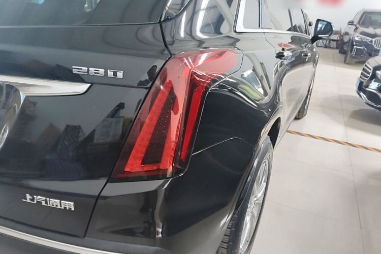Used Cadillac XT5 2020 Revised Version 28T Luxury Edition Exterior 3