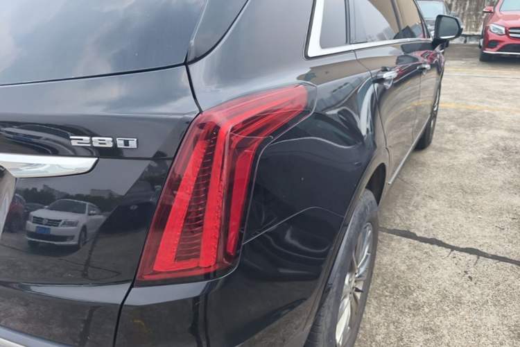 Used Cadillac XT5 2020 Revised Version 28T Four-Wheel Drive Luxury Edition Exterior 3