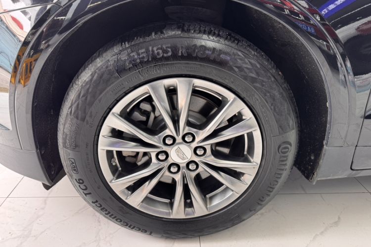 Used Cadillac XT5 2020 Revised Version 28T Luxury Edition Exterior 3