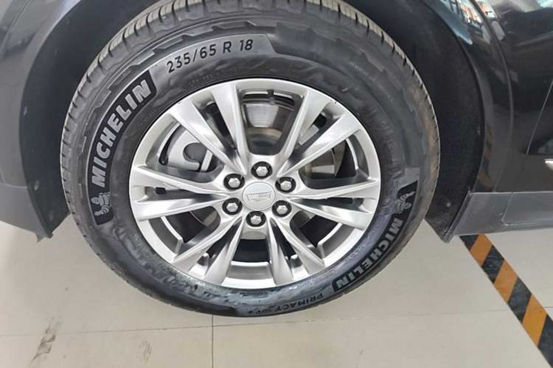 Used Cadillac XT5 2020 Revised Version 28T Luxury Edition Exterior 4