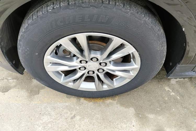Used Cadillac XT5 2020 28T Luxury Version Exterior 4