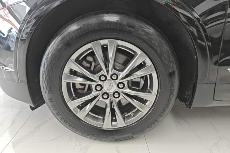Used Cadillac XT5 2020 Revised Version 28T Luxury Edition Exterior 4