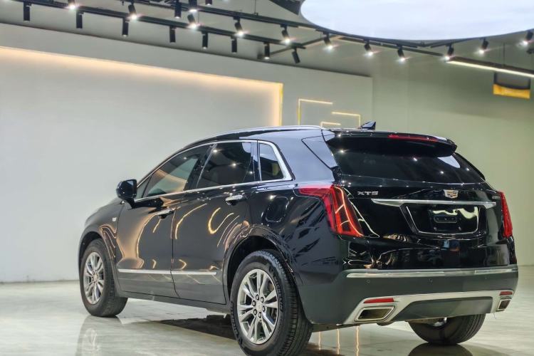 Used Cadillac XT5 2020 28T Luxury Version Exterior 4