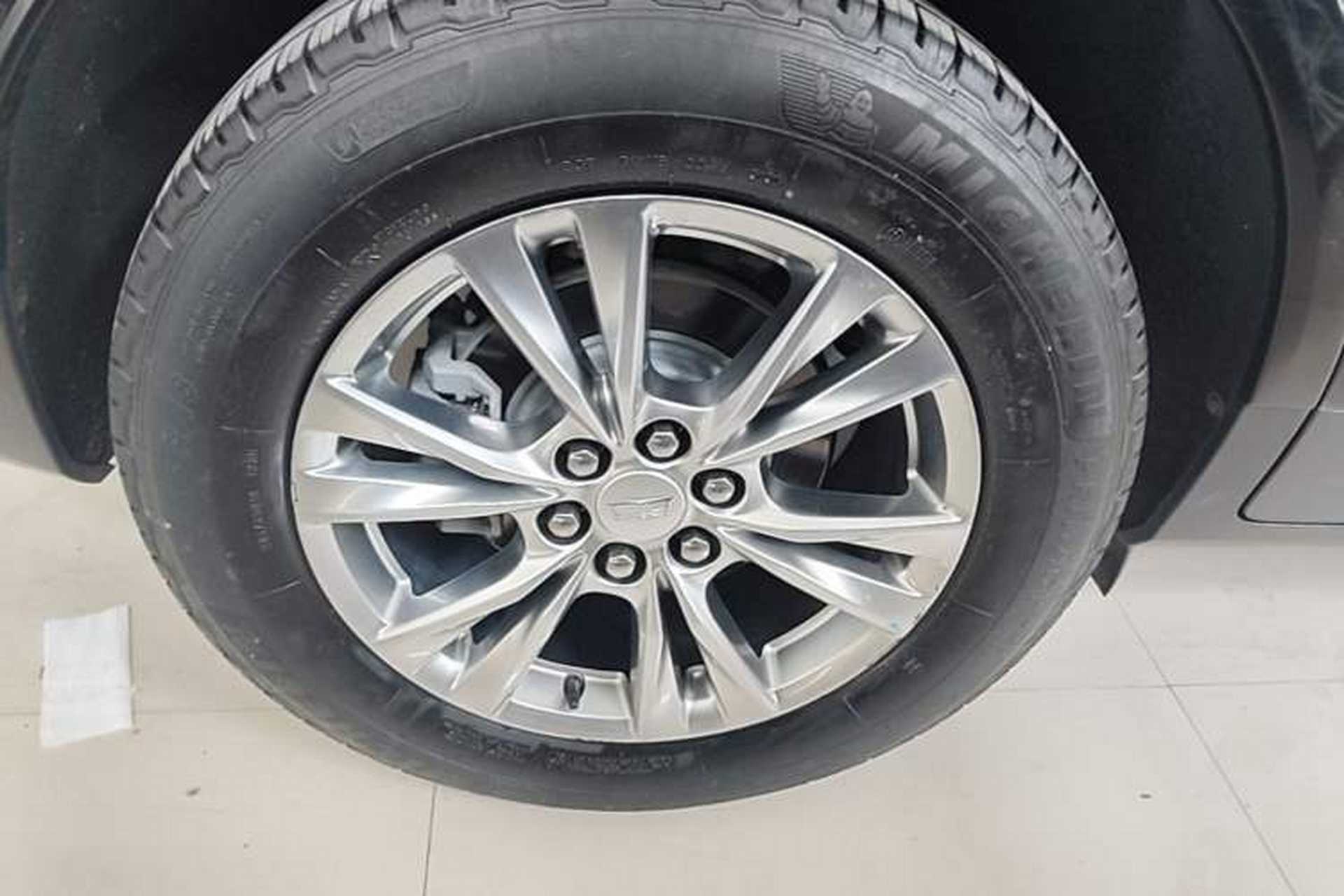 Used Cadillac XT5 2020 Revised Version 28T Luxury Edition Exterior 5