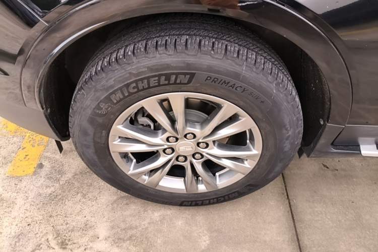 Used Cadillac XT5 2020 Revised Version 28T Luxury Edition Exterior 5