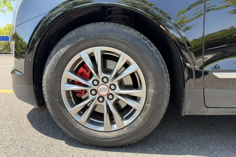 Used Cadillac XT5 2020 28T Luxury Version Exterior 6