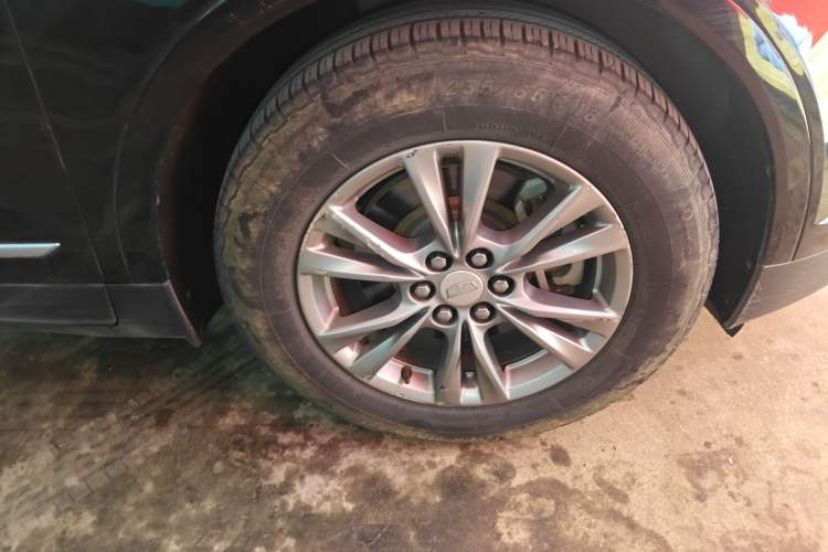 Used Cadillac XT5 2020 28T Luxury Version Exterior 7