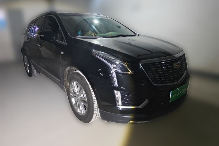 Used Cadillac XT5 2020 28T Luxury Version Front Right 45 Deg