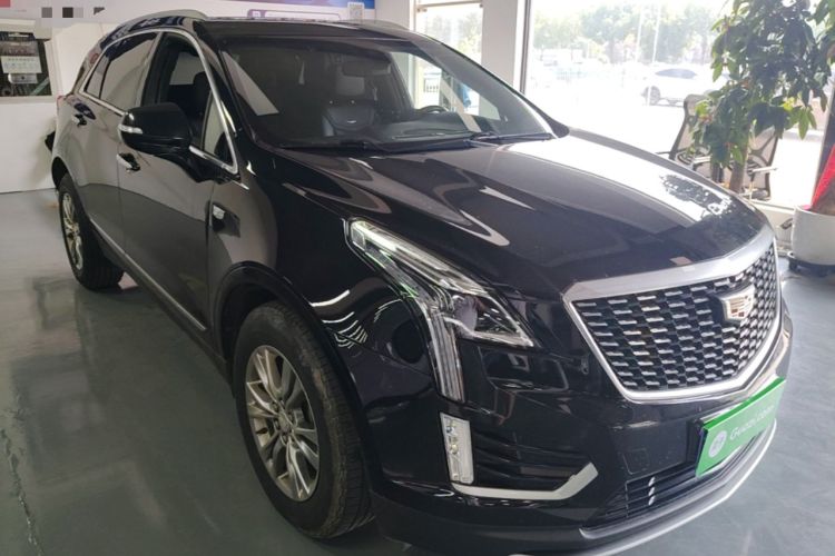 Used Cadillac XT5 2020 Revised Version 28T Luxury Edition Front Right 45 Deg