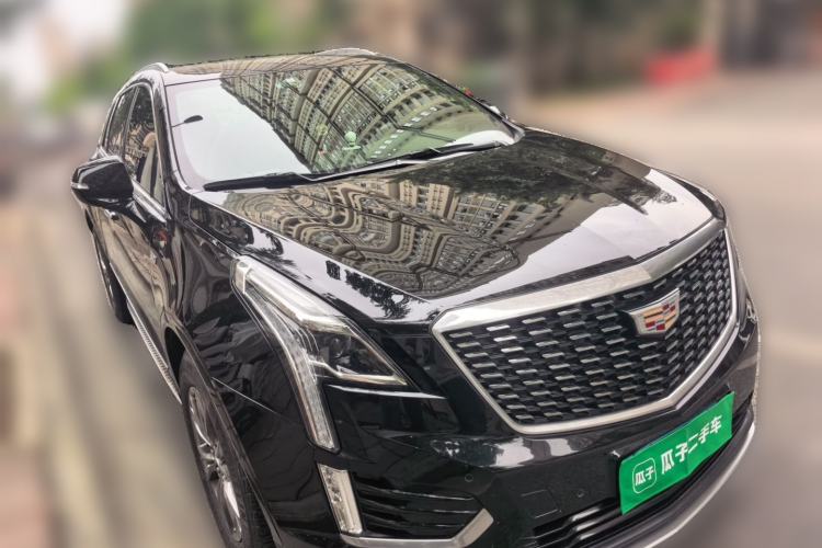 Used Cadillac XT5 2020 28T Luxury Version Front Right 45 Deg