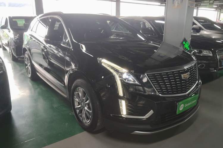 Used Cadillac XT5 2020 Revised Version 28T Luxury Edition Front Right 45 Deg