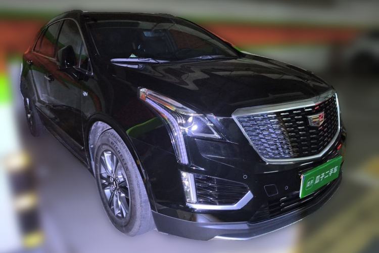Used Cadillac XT5 2020 Revised Version 28T Luxury Edition Front Right 45 Deg