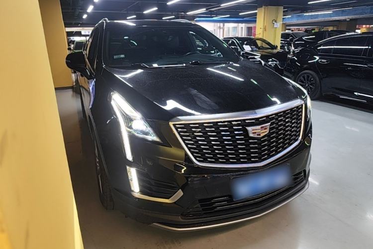 Used Cadillac XT5 2020 Revised Version 28T Luxury Edition Front Right 45 Deg