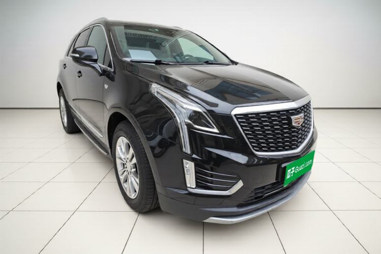 Used Cadillac XT5 2020 28T Luxury Version Front Right 45 Deg
