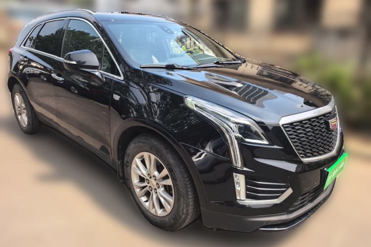 Used Cadillac XT5 2020 28T Tech Edition Front Right 45 Deg