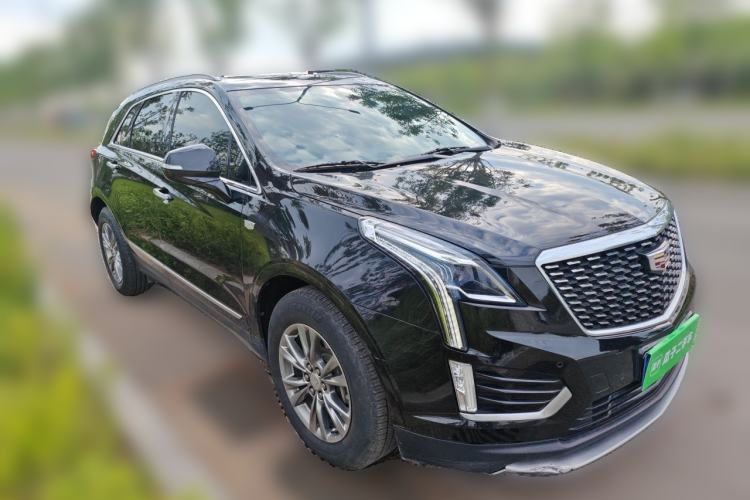 Used Cadillac XT5 2020 28T Luxury Version Front Right 45 Deg
