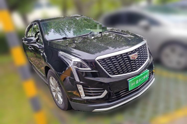 Used Cadillac XT5 2020 28T Luxury Version Front Right 45 Deg