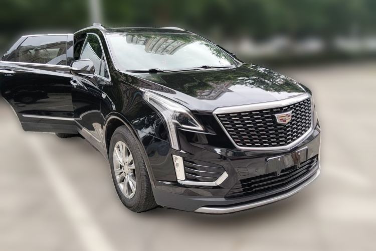 Used Cadillac XT5 2020 28T Luxury Version Front Right 45 Deg