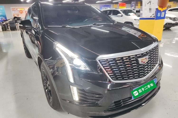 Used Cadillac XT5 2020 28T Luxury Version Front Right 45 Deg