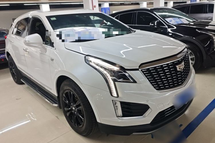 Used Cadillac XT5 2020 28T Luxury Version Front Right 45 Deg