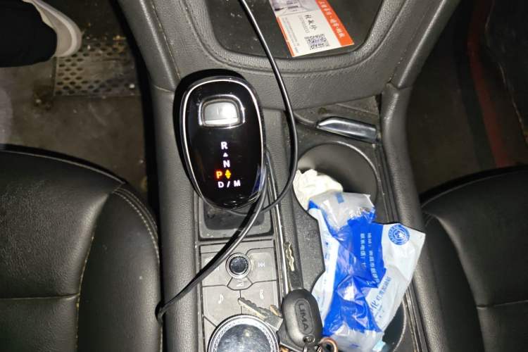 Used Cadillac XT5 2020 28T Luxury Version Gear Lever