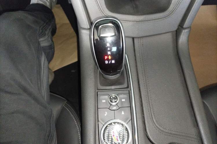 Used Cadillac XT5 2020 28T Luxury Version Gear Lever