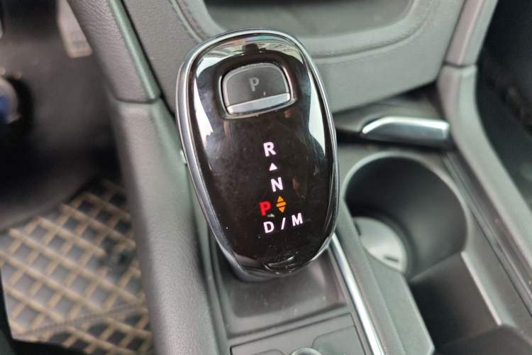 Used Cadillac XT5 2020 28T Luxury Version Gear Lever