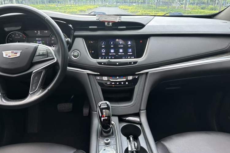 Used Cadillac XT5 2020 Revised Version 28T Luxury Edition Gear Lever