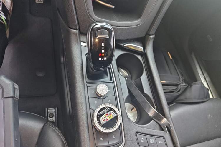 Used Cadillac XT5 2020 28T Luxury Version Gear Lever